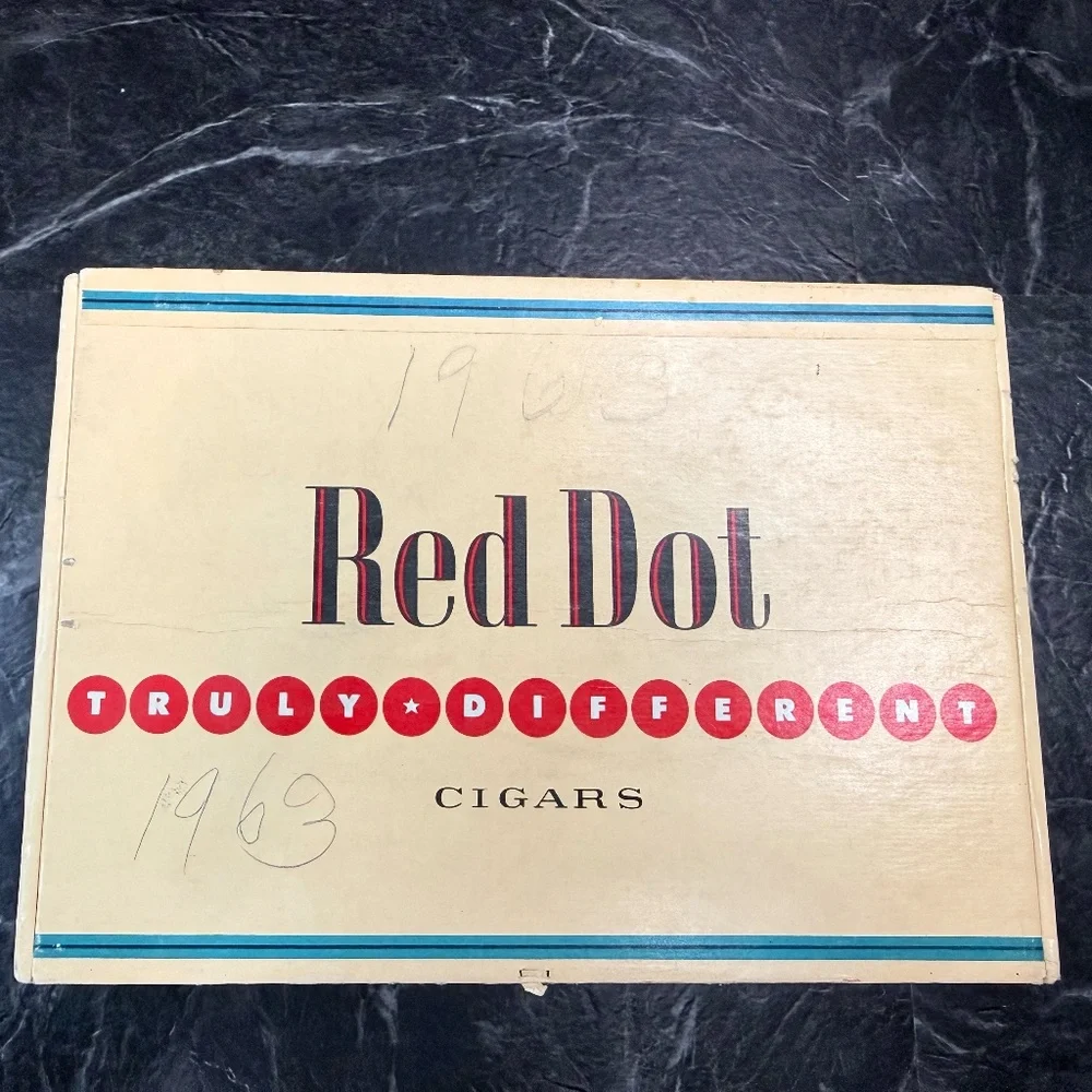RED DOT Cigar Box